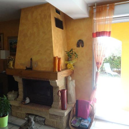 Deux Chambres Chez L'Habitant Dans Villa De Charme Avec Piscine Et Proche Mer กูแอส์ ภายนอก รูปภาพ