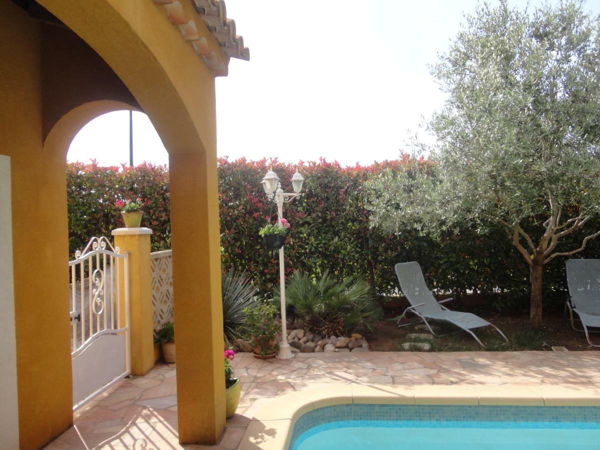 Deux Chambres Chez L'Habitant Dans Villa De Charme Avec Piscine Et Proche Mer กูแอส์ ภายนอก รูปภาพ